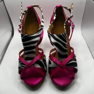 NEW Dance And Sway Women's Size 5.5 Pink Shoes Flared Heels 3"